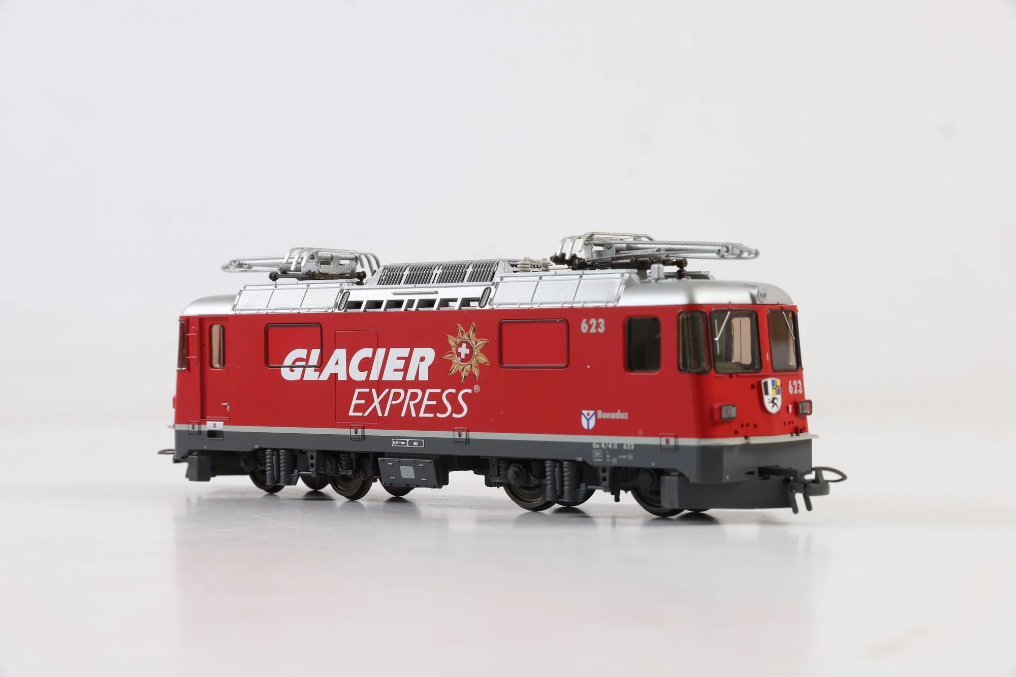 Master Your Miniature World